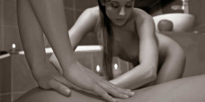 Accédez autrement au bien-être grâce au massage naturiste